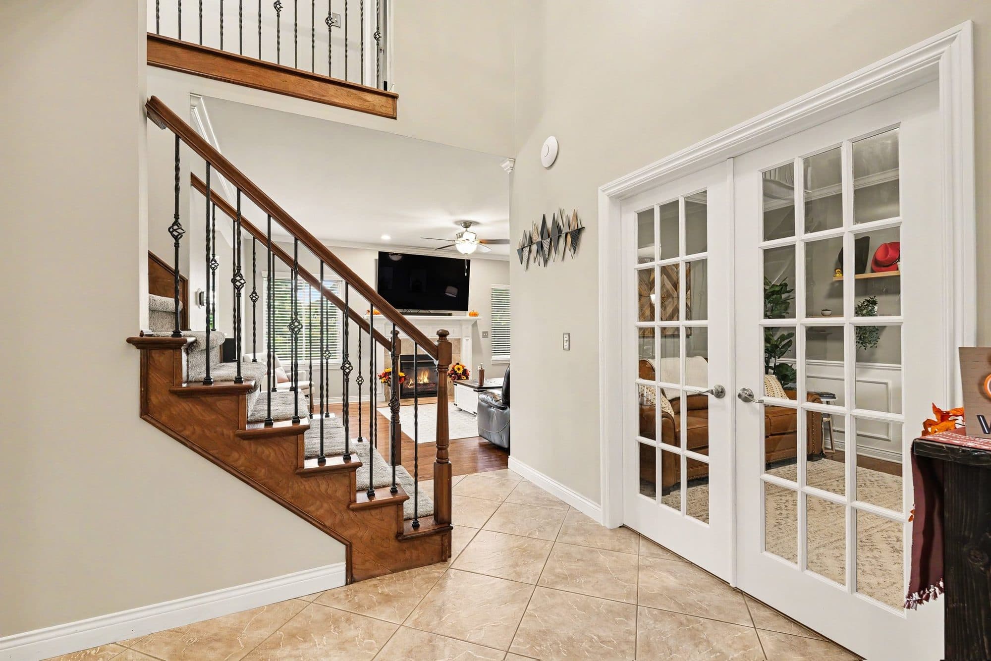 49756 Labaere Drive, thumbnail 6