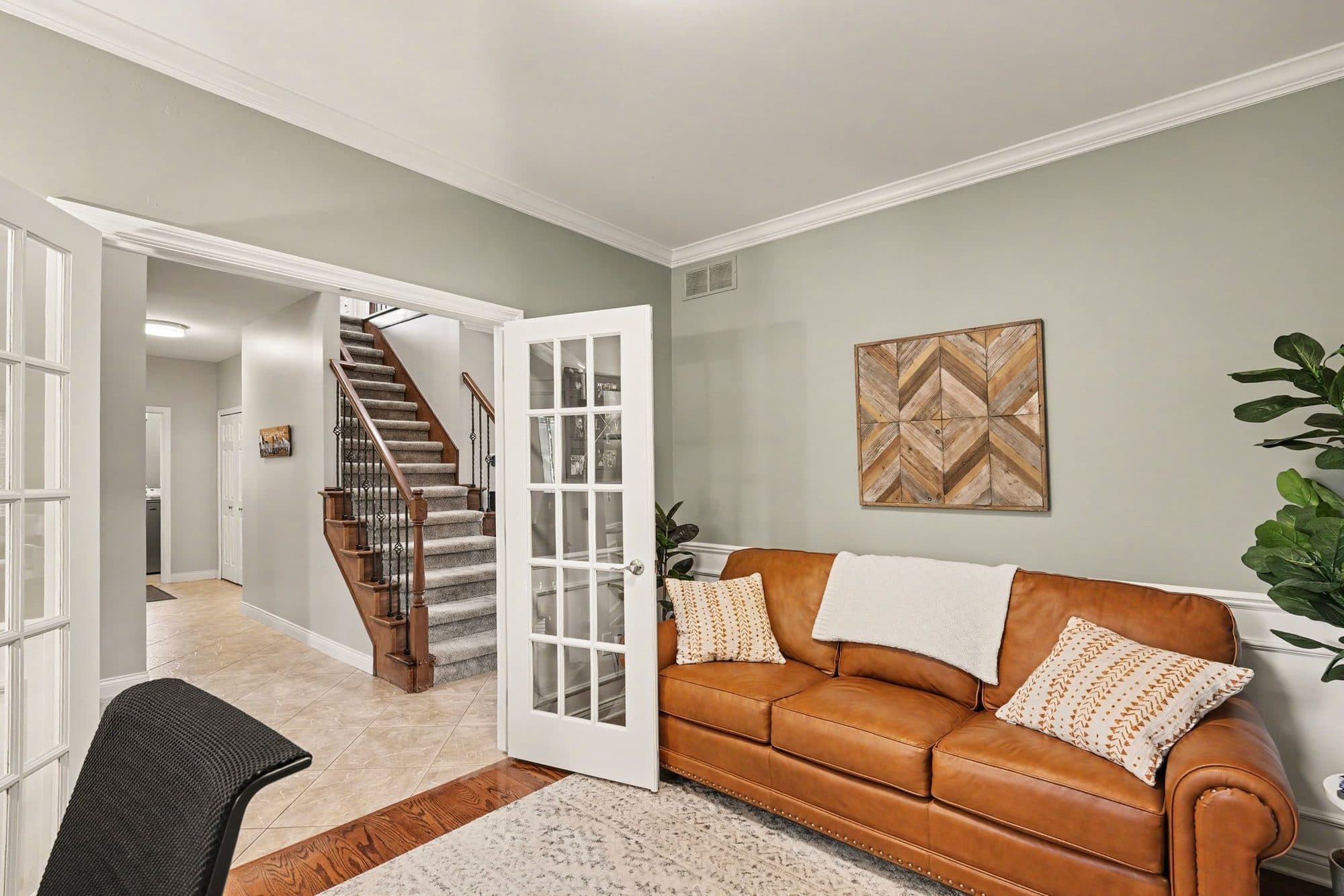 49756 Labaere Drive, thumbnail 7