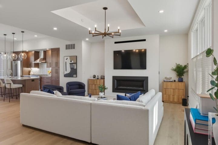 668 Maple Street, thumbnail 4