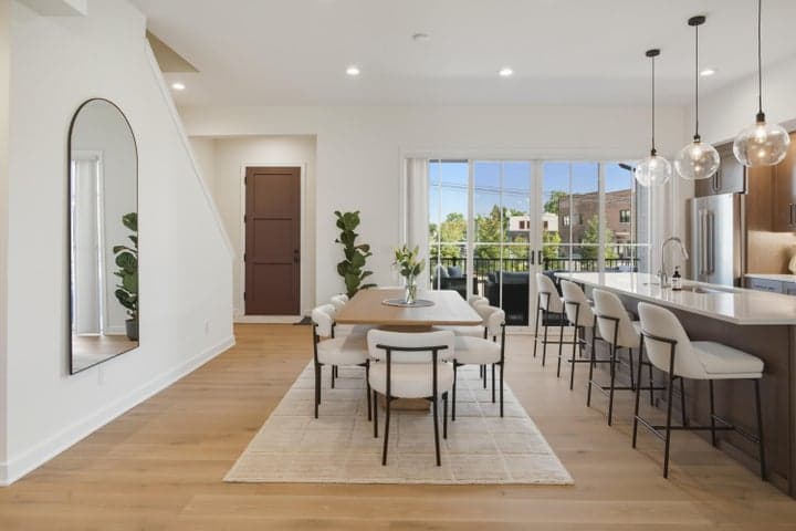 668 Maple Street, thumbnail 11