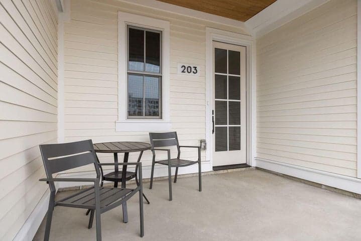 203 Mill Circle, thumbnail 3