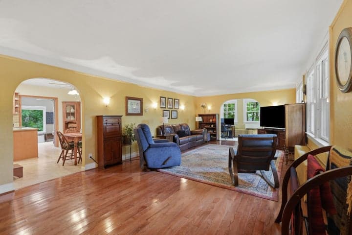215 Hill Street, thumbnail 8