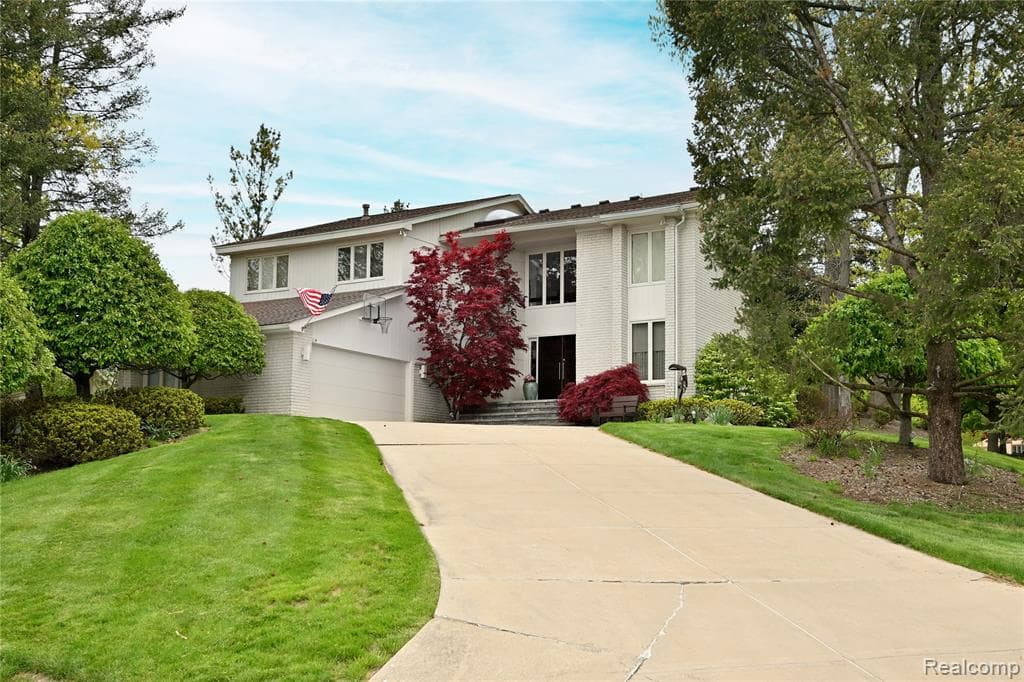 3202 Shadydale Court